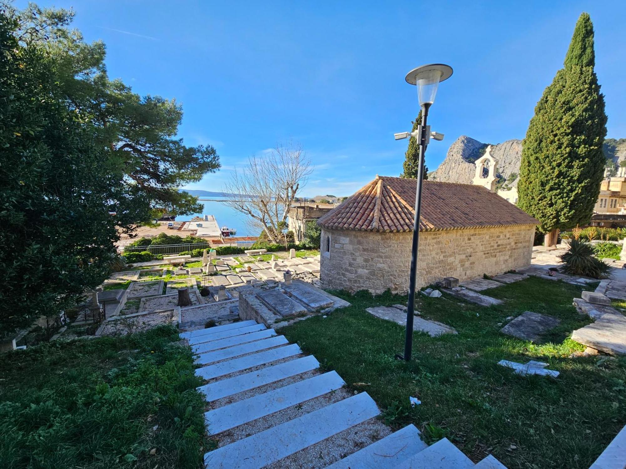 Morska Postelja - Sea Bed Apartment Omis Luaran gambar